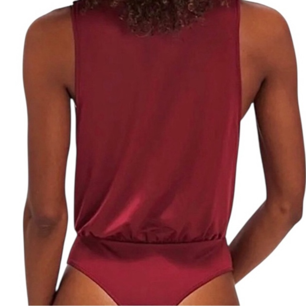 NWOT FREE PEOPLE Intimately Deep Plunge Sexy Satin Red Thong Bodysuit NWT Large - Picture 12 of 13